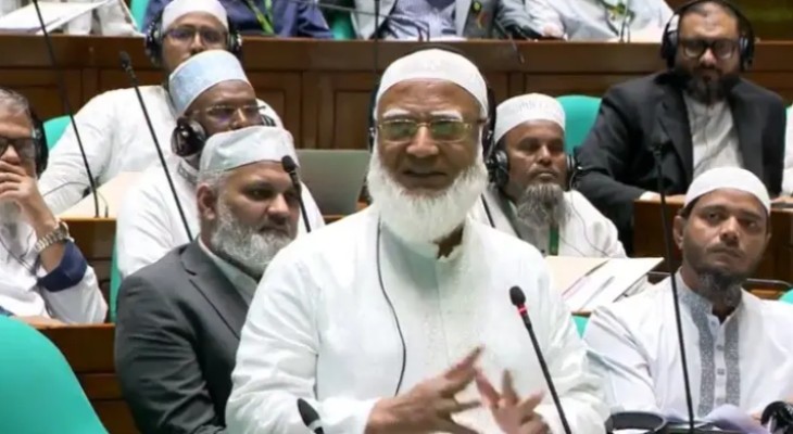 ইসলামী ব্যাংক ক্ষতিগ্রস্ত হলে দেশের অর্থনীতি মাটির সঙ্গে মিশে যাবে: জামায়াত আমির